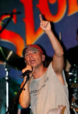 Kenny Chesney at Sloppy Joes Bar photo - Duval Street, Key West